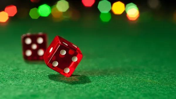 Smart Research Methods for Comparing siti poker online